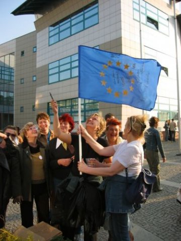 2004.04.30_EuroFestyn_Slubice_Frankfurt_fot_Katarzyna_Andrzejewska_Artur_Szuba